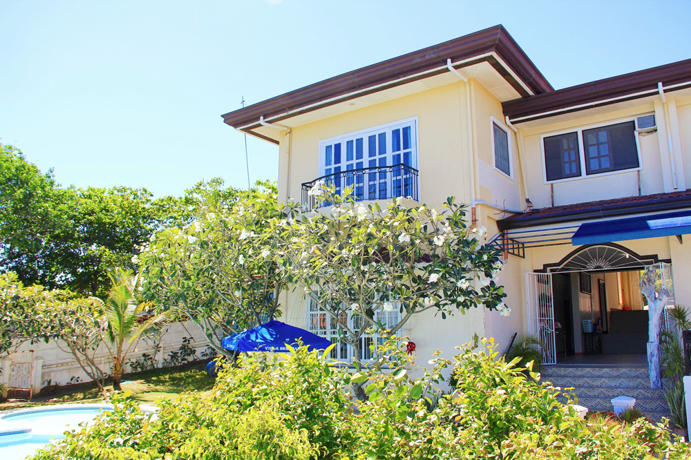 Bayside English Cebu Premium Resort Campus の外観